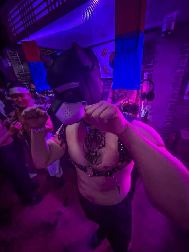 20250531 토요일

OnlyPants Party : 기생 Puppy
lG : instagram.com/ki_saeng_kr?ig…