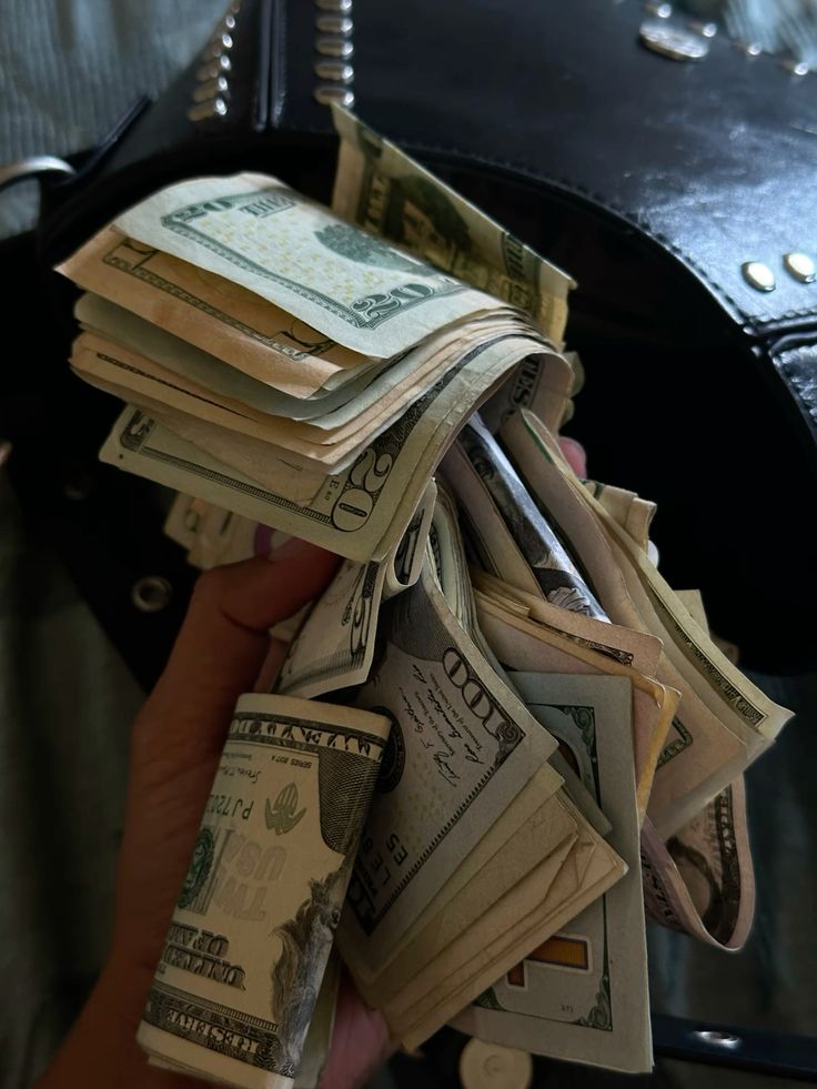 spiritualwibe's tweet photo. You’re worthy of the highest level of financial success. 111. It’s a sign. https://t.co/PhrihzB1ML