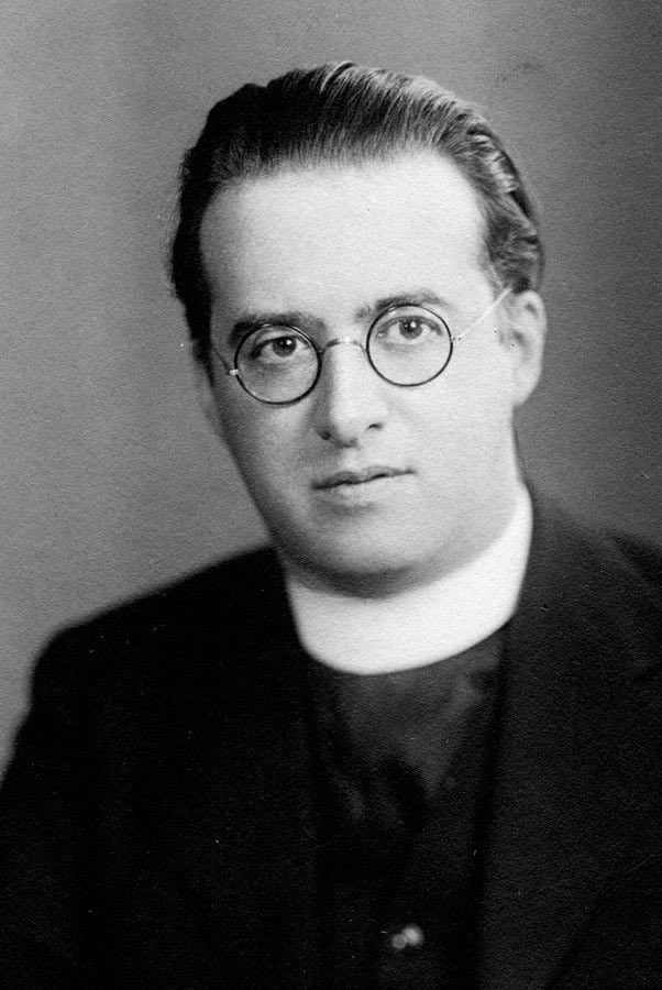 deusimpera's tweet photo. The man who proposed the Big Bang theory was a Catholic priest.

Fr. Georges Lemaître. https://t.co/WlVyjSbViN