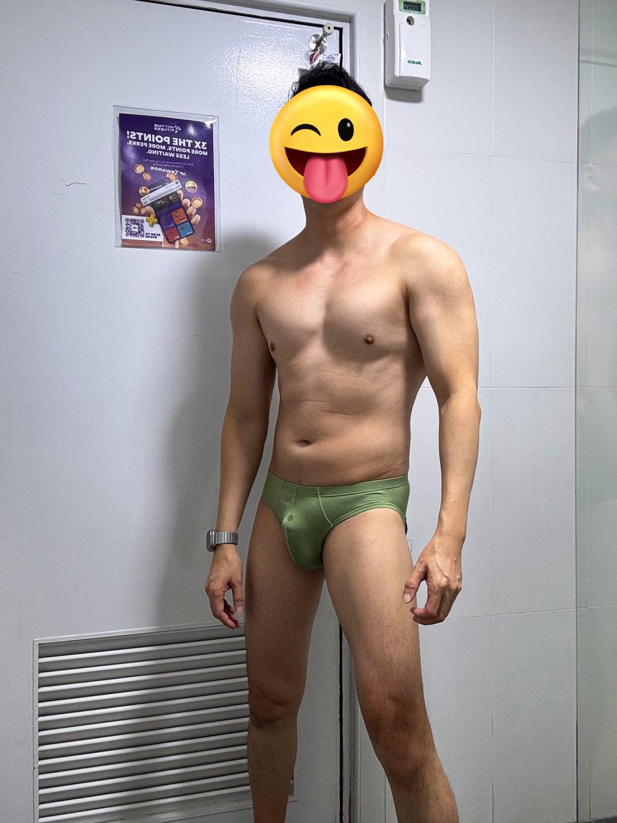 werkit002's tweet image. Just finished my workout, if you wanna lick  my smelly sweaty Renoma undies, retweet now! 🍆