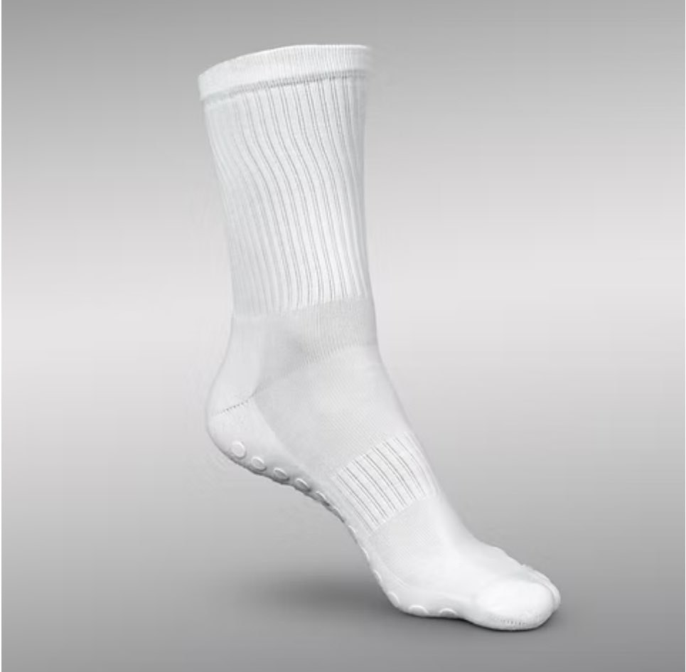 PlayEssentials tweet media