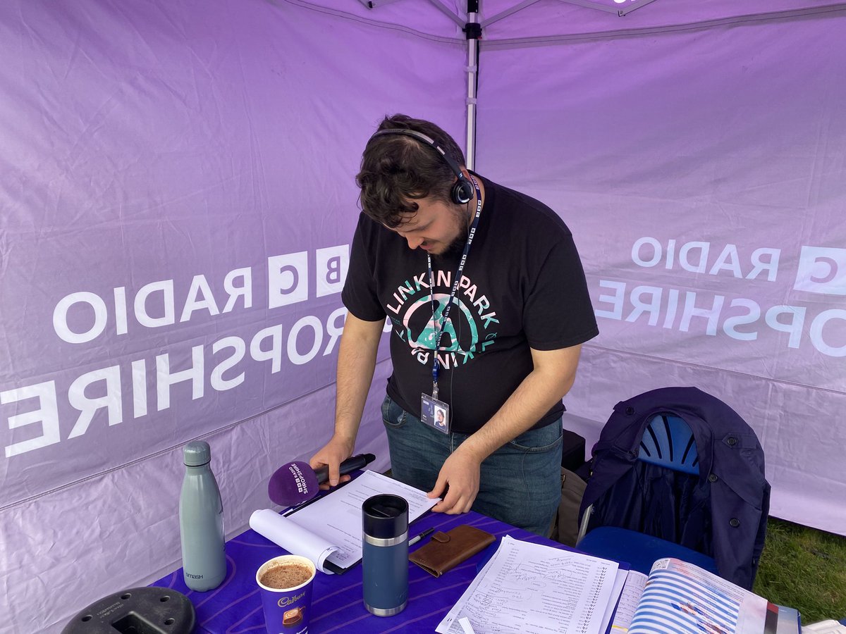 What a way to cap off a week of Outside Broadcasts 📻 Had a blast doing the Liz Ellis show live from Cosford Airshow today ✈️ it was my first time Producing at an Outside Broadcast, and it all went very smoothly! Such a great experience 🙌🎉 now though, time for a rest 😴