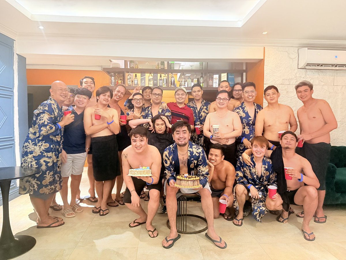 khellsefu's tweet photo. One of the most loved and unforgettable celebrations I’ve ever had! walang nakapigil sa saya at pagmamahal sa gabing ito mula sa mga taong nakilala ko sa ALPHA:) my Birthday and also my Anniversary as one 
of the Dominators:) 

Thankyou @massage_alpha ! 
#Khell
#AlphaSOUTH https://t.co/iMGTc6W8fC