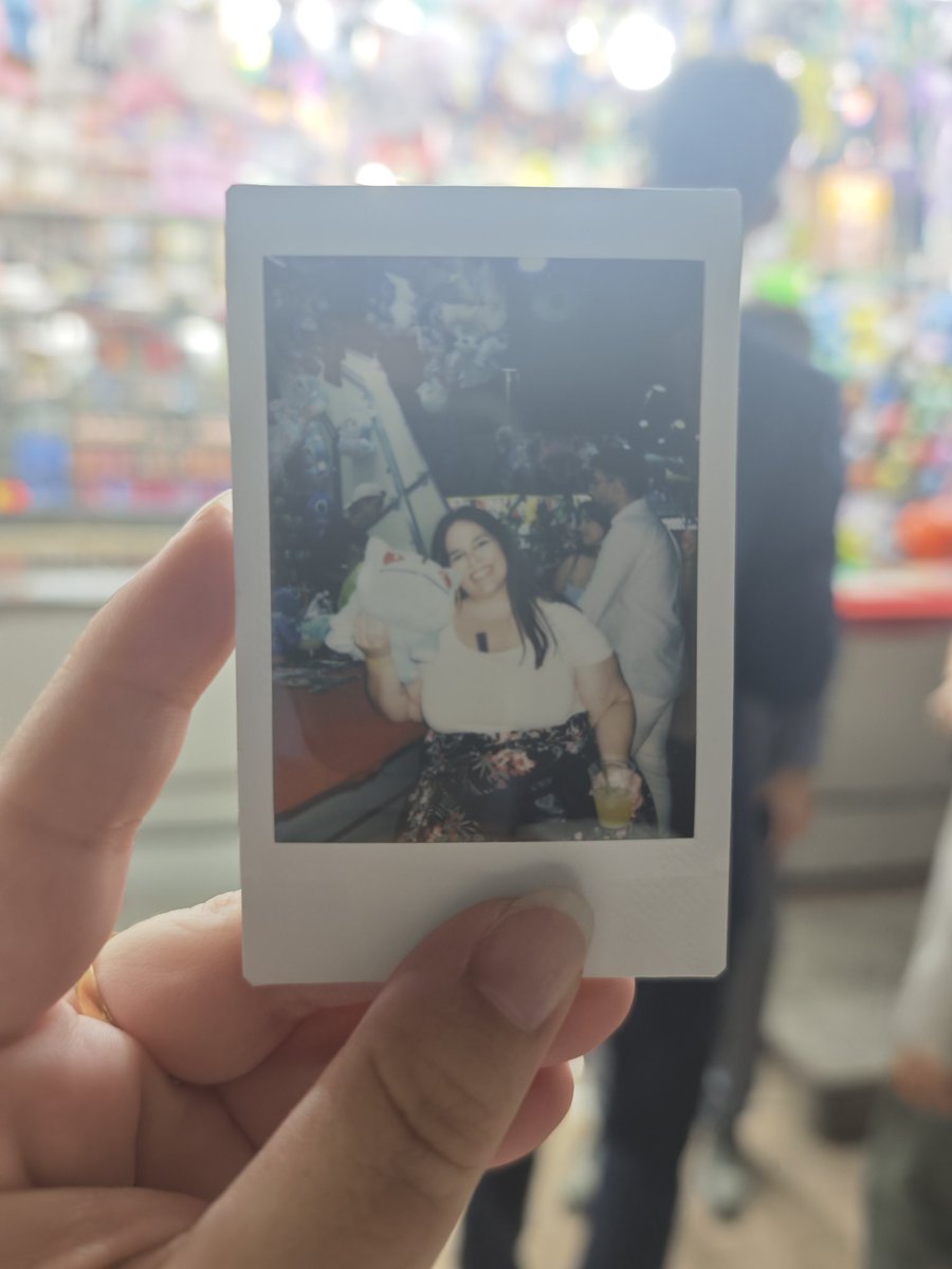 _illaMel's tweet photo. La negri me consiguió anoche el Bulbasaur q quería desde q entré en la feria y lo vi el miércoles de pescaíto 💖💖💖💖💖💖💖💖 https://t.co/BzT80m7GGS