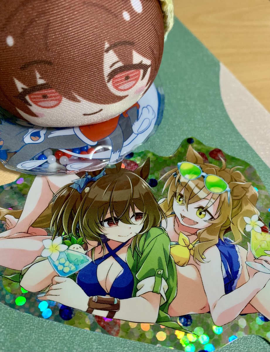 アグネスタキオン(ウマ娘) 「浮かれたキラキラステッカーが届きました!来週のイベントで、同じ絵柄のポストカード」|ちぎょ🐟のイラスト