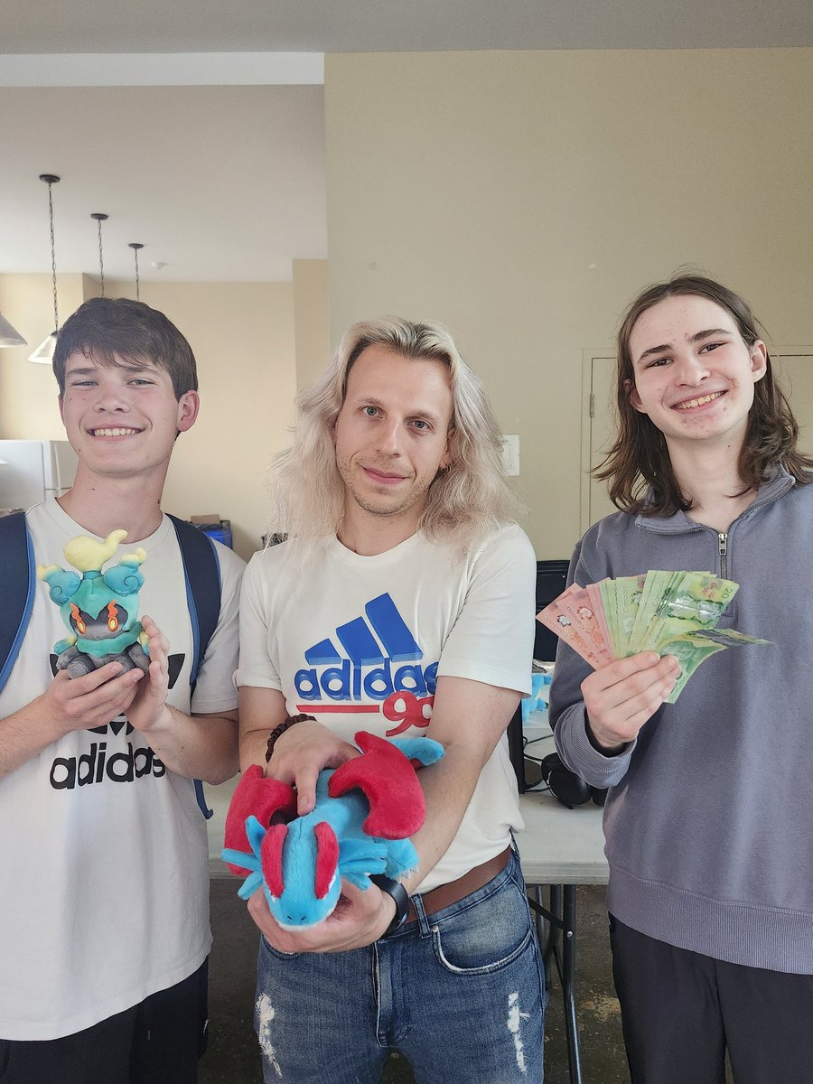 THE RESULTS ARE IN

With his 12th and final win of invitational circuit this season, <a href="/PizzaGreedent/">Kylan</a> stand at the top of the mountain! Terapagos's strongest soldier <a href="/DonkVGC/">Braden C</a> takes 2nd!

And that brings an end to the 2025 season in Ontario. Thank you so much for your support!