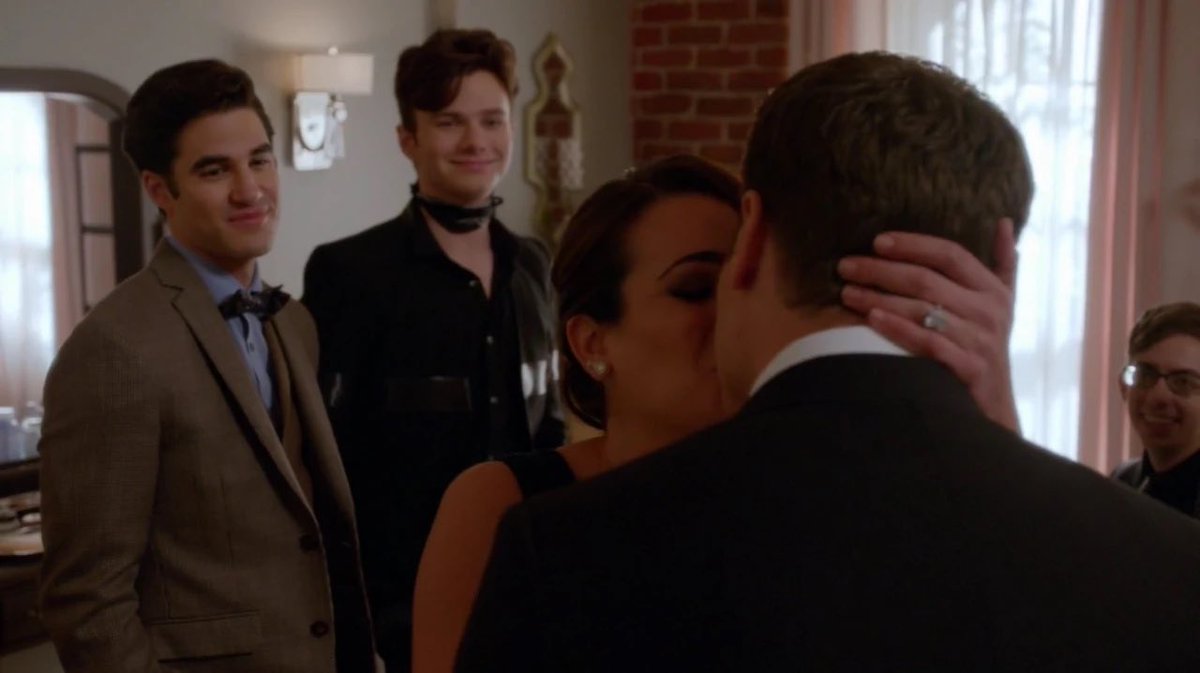 reminding everyone that in the glee finale, both jesse and blaine are watching the tony’s. tonight, darren and jonathan are nominated in the same category. life imitating glee