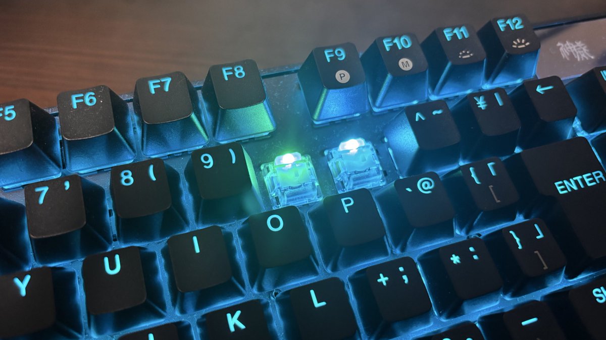 iwashi_not's tweet photo. 0キーだけLEDおかしくなってる
誰か助けて
#SteelSeries #APEXproTKL https://t.co/cSLkOlLmdL