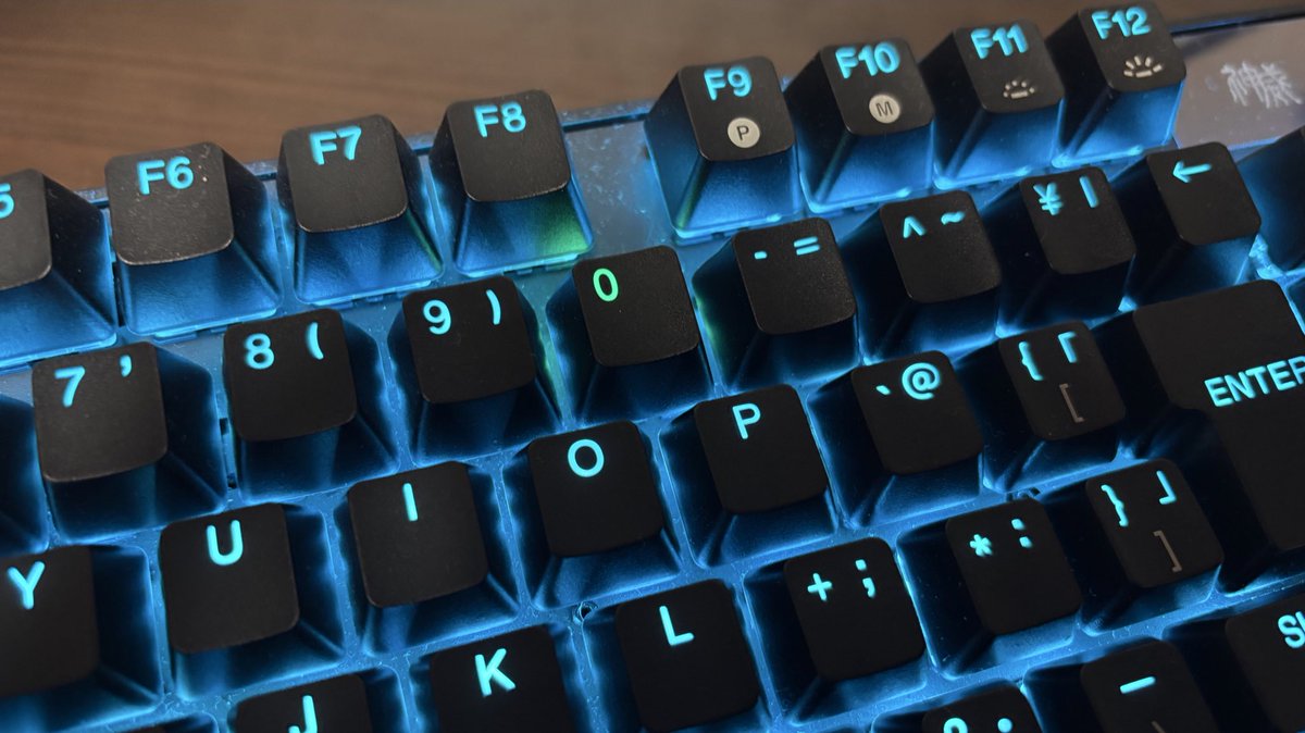 iwashi_not's tweet photo. 0キーだけLEDおかしくなってる
誰か助けて
#SteelSeries #APEXproTKL https://t.co/cSLkOlLmdL