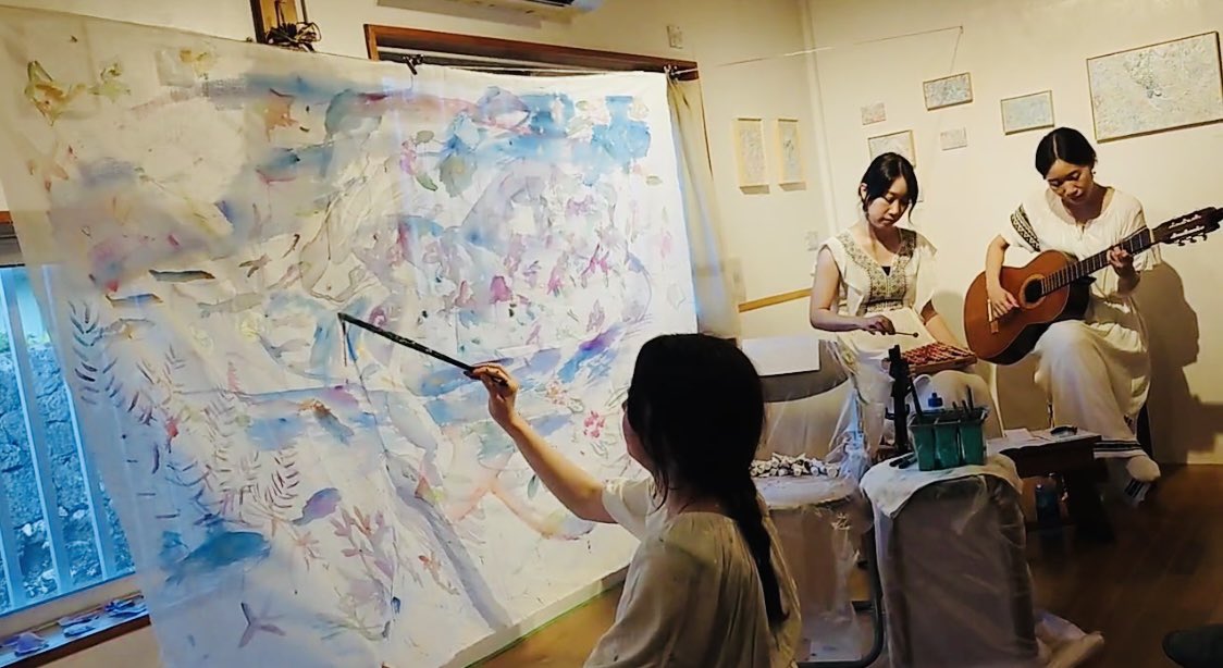 pipooとのライブペイントも
ご覧いただきありがとうございました🎨

とーっても楽しかったです。
よい時間になりました。
みなさん海のかけら飾ってね🌊

インスタライブをご覧いただいた方もありがとう！
コメントは読めませんでした…なにかコメントしてくれていたらごめんなさい…！