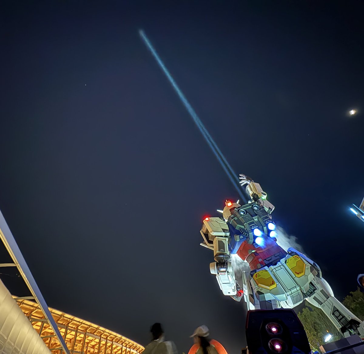 ObcOboe's tweet photo. 撮り下ろしボイスにｳｯｷｳｷ
もう一回行きたい ガンダムパビリオン https://t.co/sqTPT0bFKl