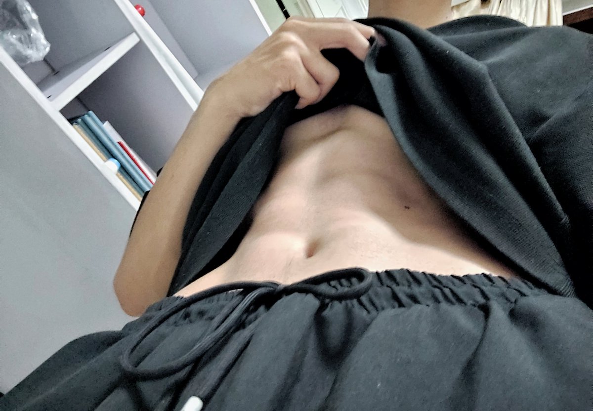 lmok_ym's tweet image. 感觉练这么久效果一般，求指点啊，小鱼干体重111吃不上去(ó㉨ò)