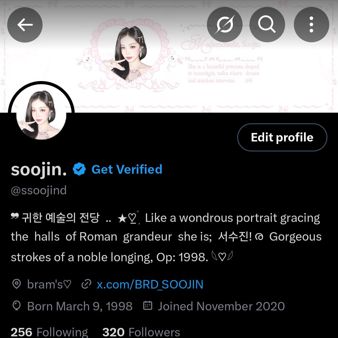 soojin. tweet media