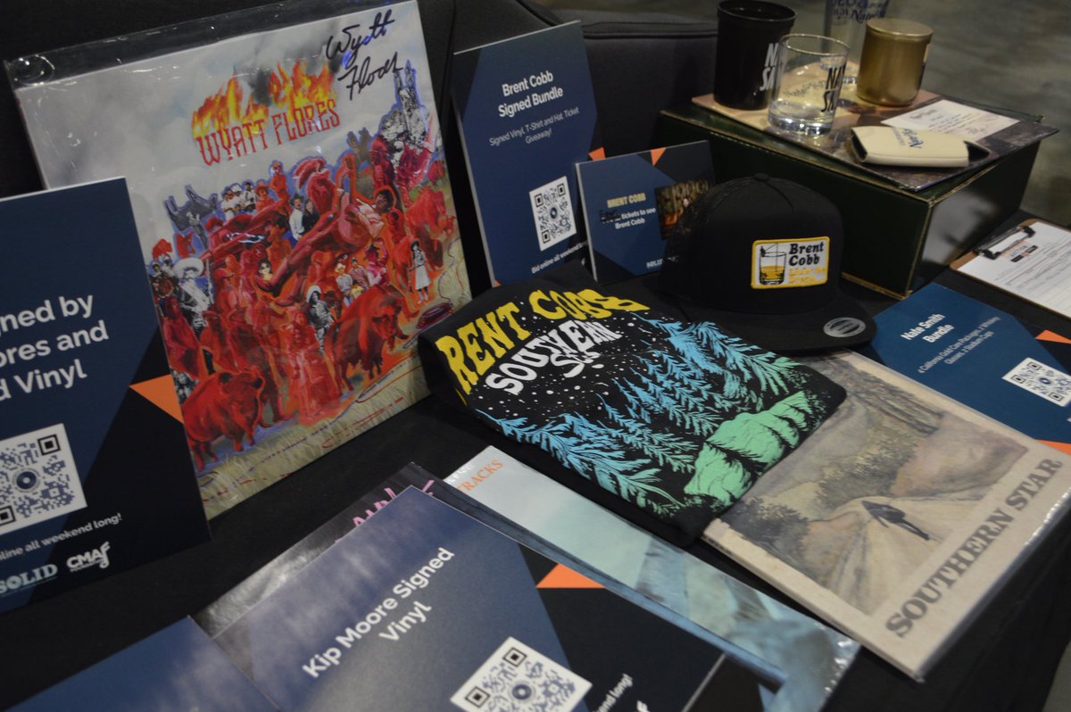 LAST CHANCE to bid on exclusive vinyl, signed guitars, one-of-kind bundles and more at Backstage Auction! Find us in Fan Fair X at Booth 500 before it's too late. 💙🎸

Plus we have $5 ponchos to make sure you're staying dry all day long!