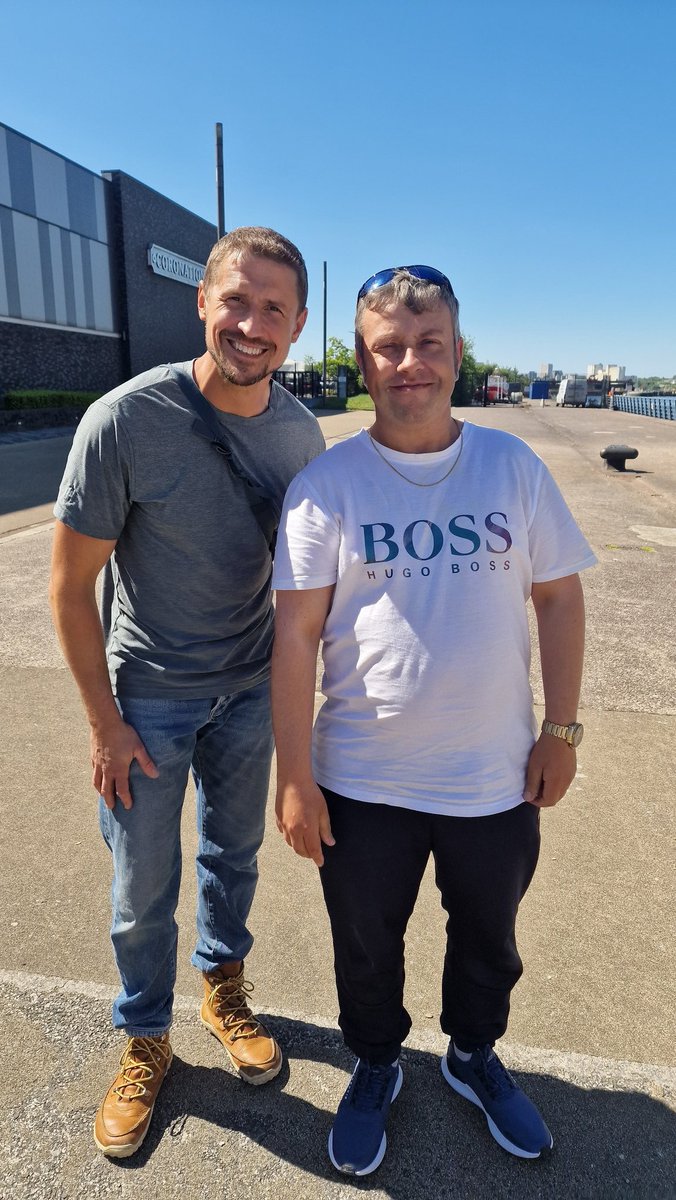 Neil Porter tweet media