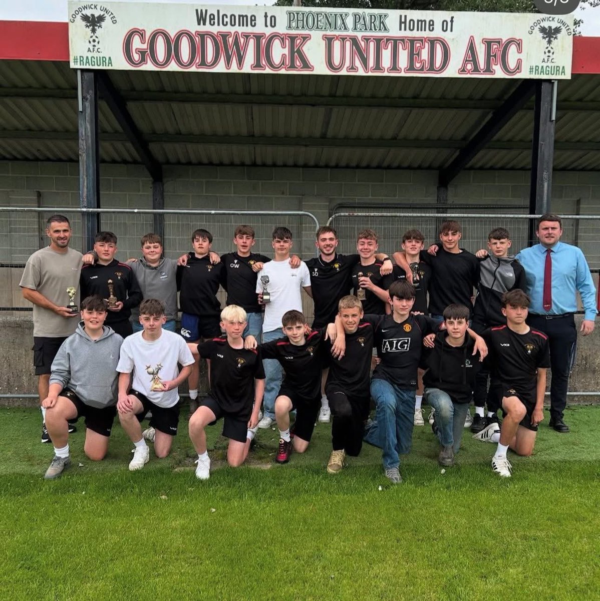 GoodwickJuniors's tweet photo. U14s 

Most Improved - Rhys Dalton
Player’s Player - Mikey Bolger
Top Goalscorer - Haz Battey
Parent’s Player - Dewi George
Assistant Manager’s Player - Mikey Bolger
Player of the Year - Olly Sinnott &amp; Kai Carr https://t.co/0GzPZf3JAY