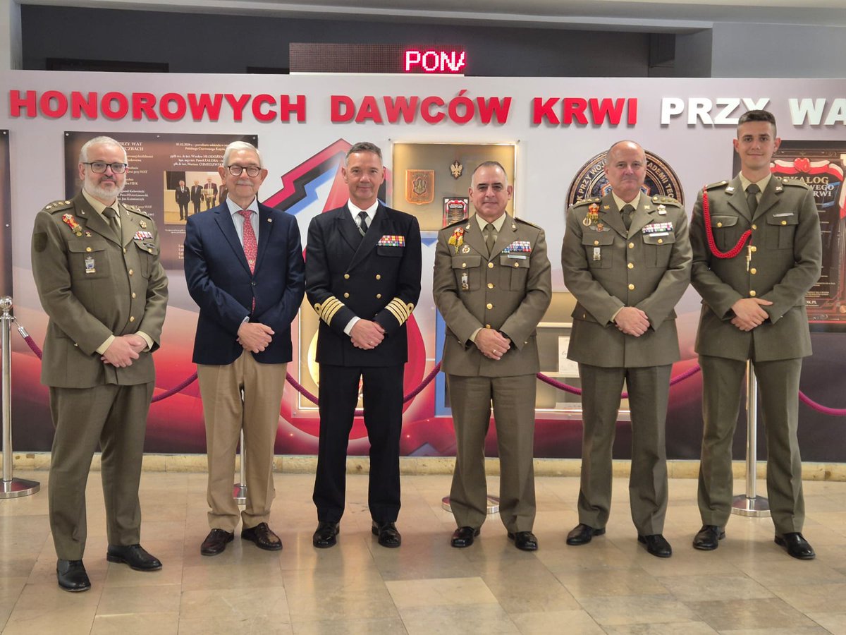 CUDZaragoza's tweet image. Los directores del @CUDZaragoza y la Academia General Militar #AGM_ET intercambiaron perspectivas sobre el futuro de la formación militar con sus homólogos europeos en el seminario EUMACS 2025 cud-agm.es/news/item/93