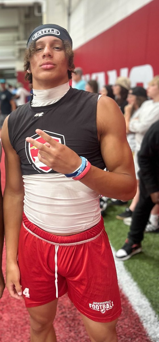 Coach Reggie Swinton (@crsportslive) on Twitter photo Here in Fayetteville with <a href="/MasonAball/">MasonBall2027</a> . He ran 4.38 in the 40. #TitanUp #SameButDifferent <a href="/ArRecruitingGuy/">Richard Davenport</a> <a href="/PrepRedzoneAR/">Prep Redzone Arkansas</a> <a href="/tctabler/">PrepRedZoneTom Tabler</a> <a href="/JvilleTitanFB1/">@JvilleTitanFB</a> Here in Fayetteville with <a href="/MasonAball/">MasonBall2027</a> . He ran 4.38 in the 40. #TitanUp #SameButDifferent <a href="/ArRecruitingGuy/">Richard Davenport</a> <a href="/PrepRedzoneAR/">Prep Redzone Arkansas</a> <a href="/tctabler/">PrepRedZoneTom Tabler</a> <a href="/JvilleTitanFB1/">@JvilleTitanFB</a>