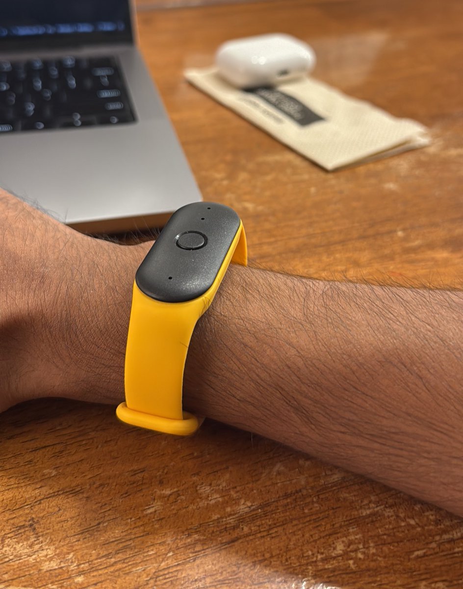 Got a <a href="/bee__computer/">bee</a> , i can get full transcripts of all my conversations with it.
It has an app with insights and more, plus planning to see what i can do with their api to leverage my data more.