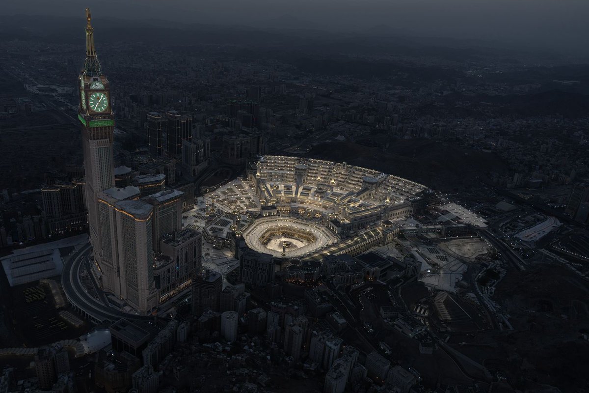 HaramainInfo's tweet image. A view of Masjid Al Haram during Hajj