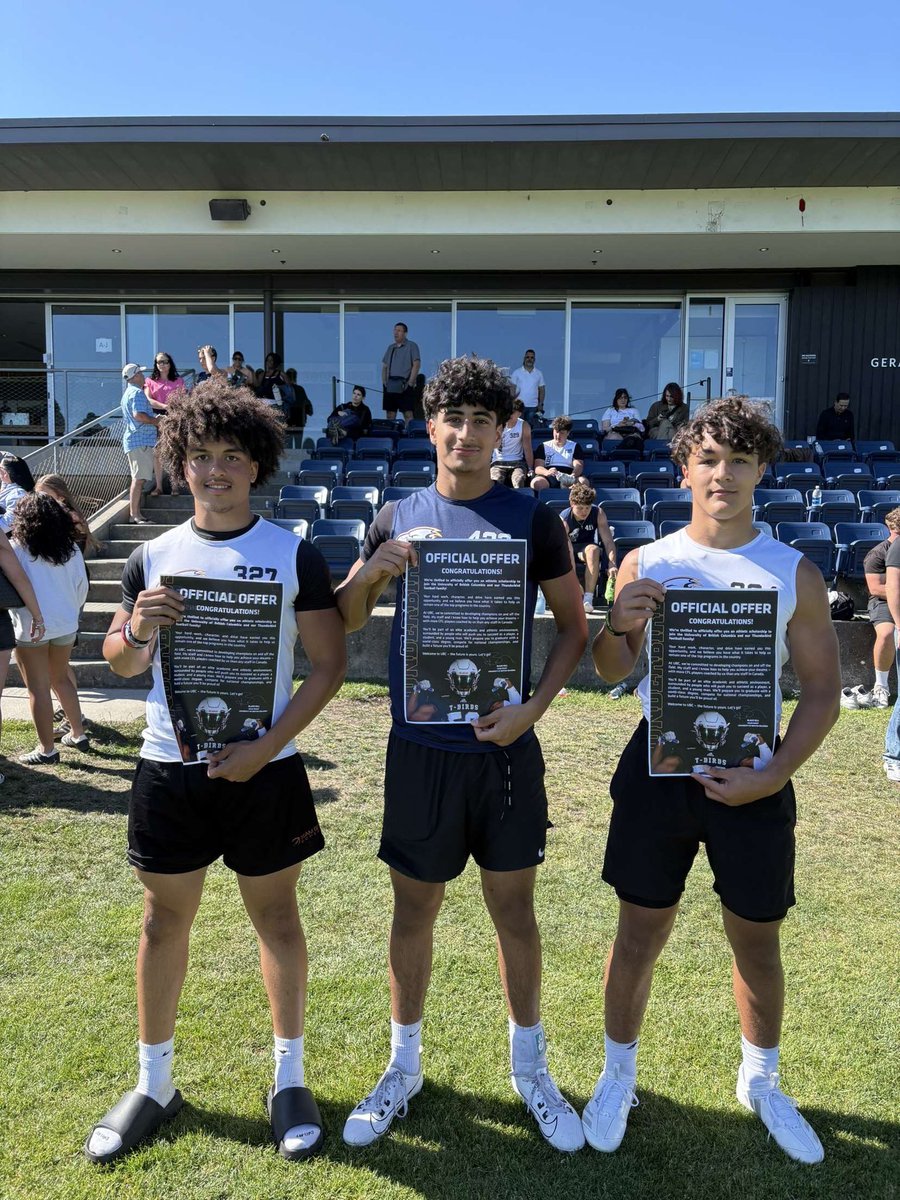 Elijah Black (@elijah_black07) on Twitter photo After a great camp I am blessed and extremely excited to say that I have received my first offer to the UBC thunderbirds ⚡️🦅
Gods work.
<a href="/mouatfootball/">W.J. Mouat Hawks Football</a> <a href="/A_Hard30/">Andrew Harder</a> <a href="/Coach_Mills_/">Daniel Mills</a> <a href="/ShoWill33/">Shomari Williams</a> After a great camp I am blessed and extremely excited to say that I have received my first offer to the UBC thunderbirds ⚡️🦅
Gods work.
<a href="/mouatfootball/">W.J. Mouat Hawks Football</a> <a href="/A_Hard30/">Andrew Harder</a> <a href="/Coach_Mills_/">Daniel Mills</a> <a href="/ShoWill33/">Shomari Williams</a>