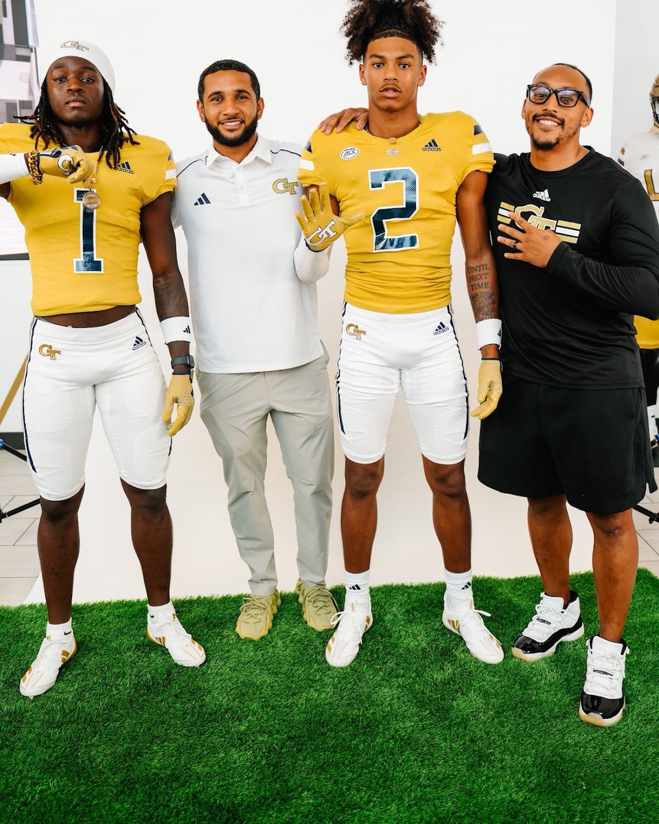 Jaedyn Terry (@_jaedyn_terry) on Twitter photo πππ #crib #swarm #agtg
<a href="/Coach_KJones7/">Kobie Jones</a> <a href="/Q_Jones2/">Quentin Jones "Coach Q"</a> <a href="/GeorgiaTechFB/">Georgia Tech Football</a> πππ #crib #swarm #agtg
<a href="/Coach_KJones7/">Kobie Jones</a> <a href="/Q_Jones2/">Quentin Jones "Coach Q"</a> <a href="/GeorgiaTechFB/">Georgia Tech Football</a>