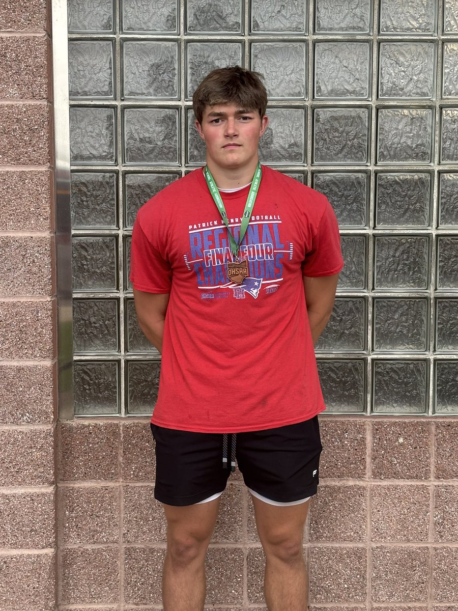 Smith965811Todd's tweet photo. 8th place at state tournament in discus @GrantSmith1234 @mfarrellsports @ToledoFB @BG_Football @Pitt_FB https://t.co/eRheMDHrWz