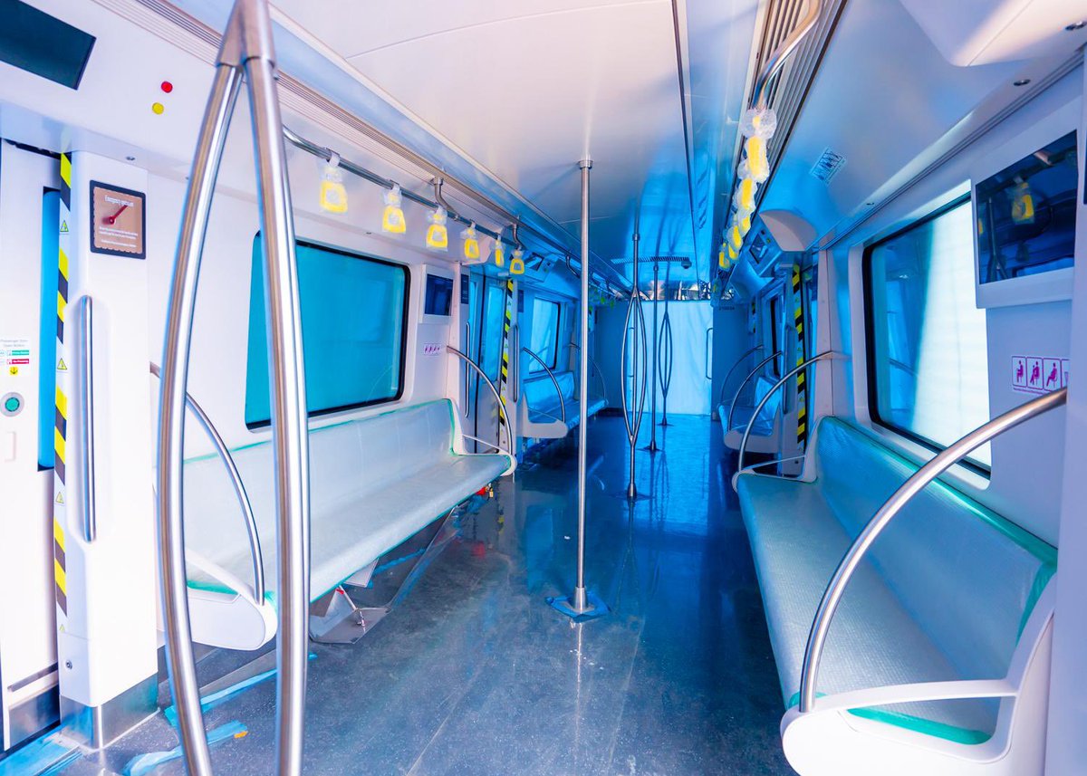 Today, I unveiled three new train sets for the Lagos Rail Mass Transit (LRMT) Blue Line at the National Theatre Station.

Each set includes four cars, and with this addition, we are doubling our current passenger capacity on the Blue Line. This will directly improve the commute