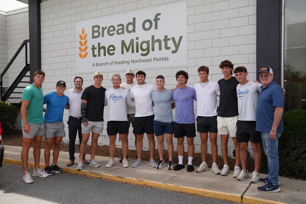 MatthewJenk24's tweet photo. Summer should be fun, not a time to worry about food. But for too many kids, hunger is real. You can make a difference. Support Bread of the Mighty Food Bank today at https://t.co/Bb5QKevZ3G
@Fl_Victorious #FVFoundation https://t.co/6YyhOYkuY1
