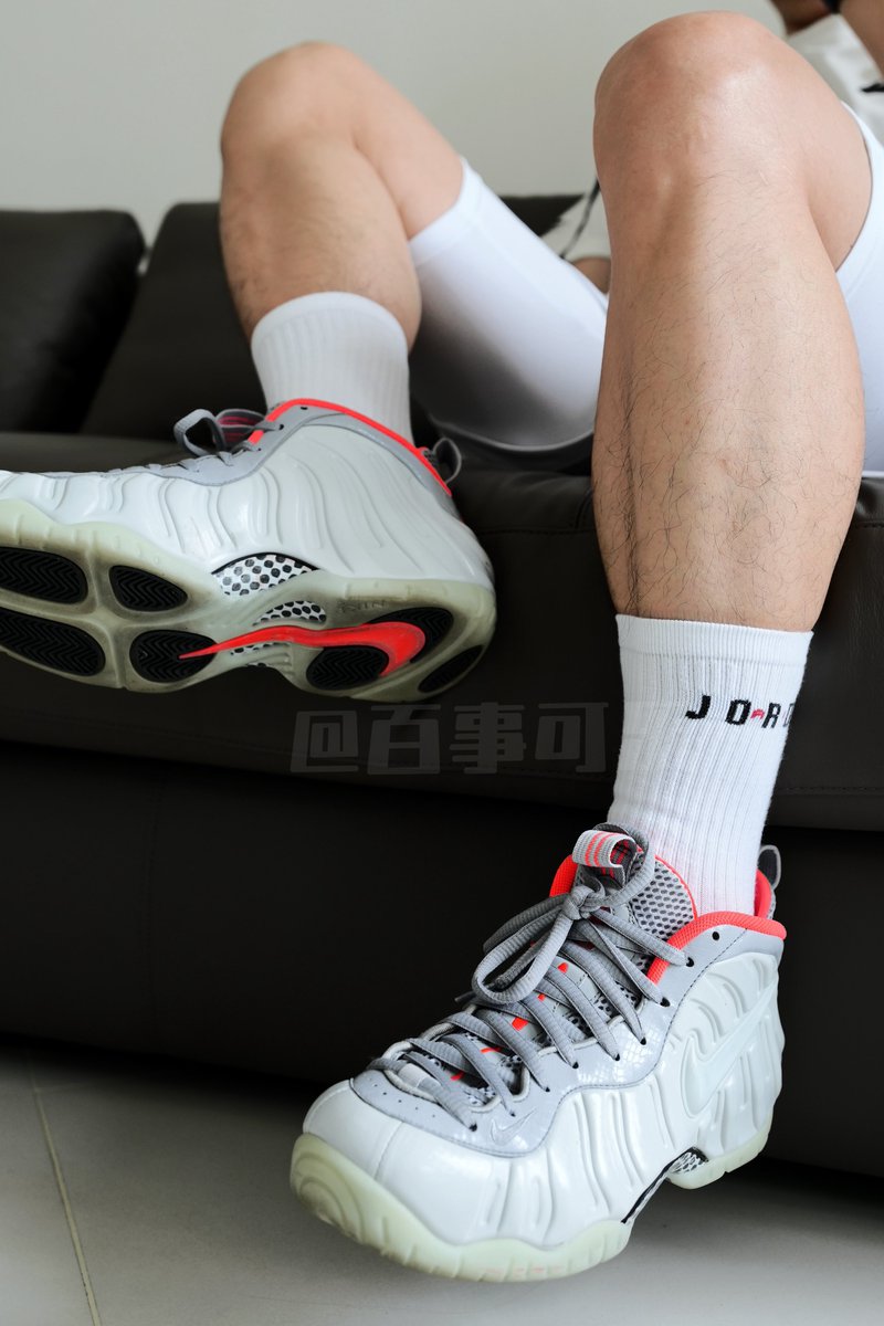 想穿闷了一周的泡喷踩你的狗头🐶