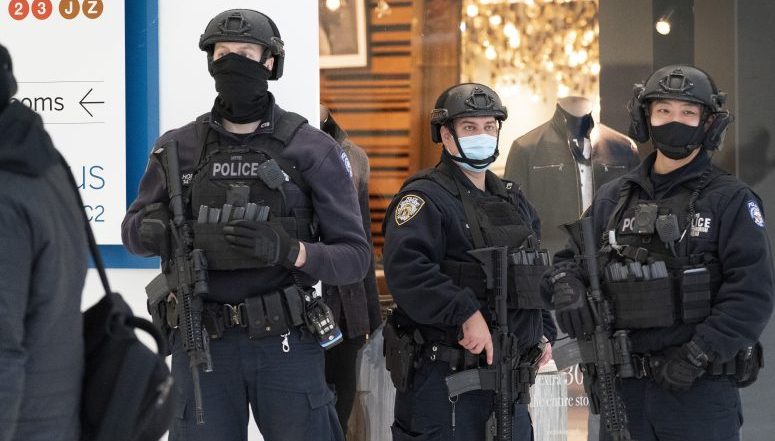 SANDRA🟦🟧NEVER OPEN INSTAGRAM DM LINKS (@meliorist59) on Twitter photo <a href="/harryjsisson/">Harry Sisson</a> No masks you say? Sounds good to me.
#ICERaids
#StandWithImmigrantsNotNazis
#TrumpNaziRegime
#MoreGOPDoubleStandards <a href="/harryjsisson/">Harry Sisson</a> No masks you say? Sounds good to me.
#ICERaids
#StandWithImmigrantsNotNazis
#TrumpNaziRegime
#MoreGOPDoubleStandards