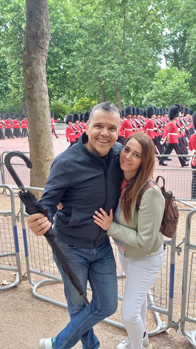 I dreamed a dream… con <a href="/menendez_42K/">Alfredo Menéndez</a> en London 🇬🇧. Otro sueño cumplido: ir juntos a ver “Los Miserables”.