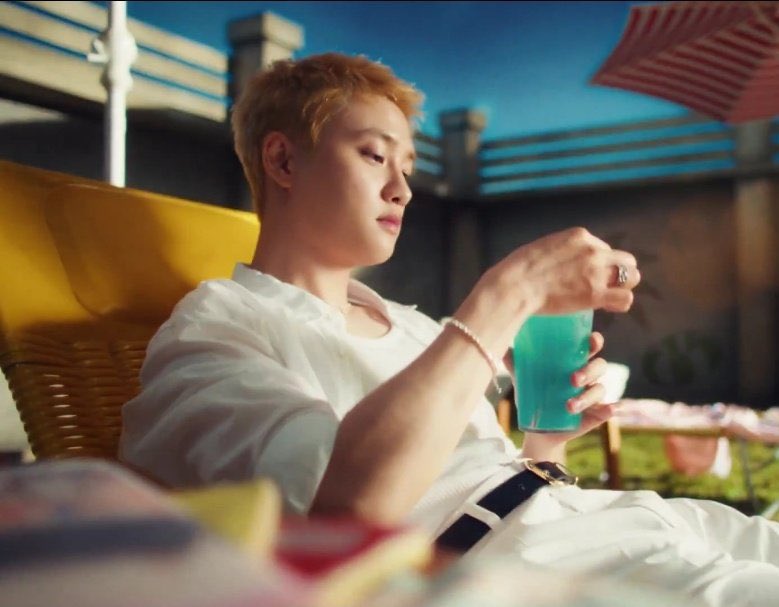 empathy: lover boy
expectation: broke up and moved on over the ex
blossom: a nerd geek wishing to meet his lover on the other side
bliss: DADDY🫦🫦🫦🫦🫦🫦🫦🫦