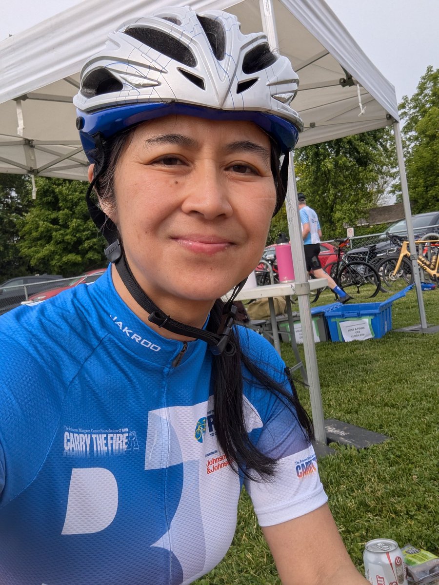 CarminaMurray's tweet image. Day 2 lunch stop. 60k done. Let&apos;s finish strong. #ride2conquer #carrythefire