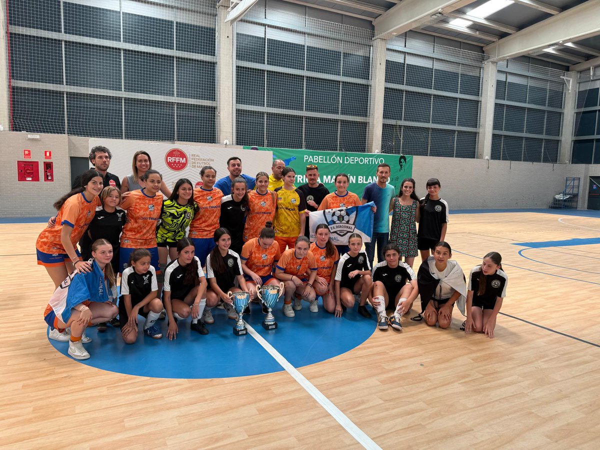 Ayuntamiento de Parla (@aytoparla) on Twitter photo El Complejo Deportivo #Parla Este ha acogido este fin de semana las finales de Prebejamín, Benjamín femenino y Cadete femenino <a href="/RFFM_oficial/">RFFM</a> con presencia de nuestros concejales <a href="/javier_gs2312/">Javier González Serrano</a> <a href="/CasaDeporte_/">Casa del Deporte</a>, <a href="/GemaIsabel13/">Gema Isabel</a>, <a href="/CorreaBarbado/">Andrés Correa Barbado</a> y <a href="/marinamorlopez/">Marina Morcillo López</a> El Complejo Deportivo #Parla Este ha acogido este fin de semana las finales de Prebejamín, Benjamín femenino y Cadete femenino <a href="/RFFM_oficial/">RFFM</a> con presencia de nuestros concejales <a href="/javier_gs2312/">Javier González Serrano</a> <a href="/CasaDeporte_/">Casa del Deporte</a>, <a href="/GemaIsabel13/">Gema Isabel</a>, <a href="/CorreaBarbado/">Andrés Correa Barbado</a> y <a href="/marinamorlopez/">Marina Morcillo López</a>