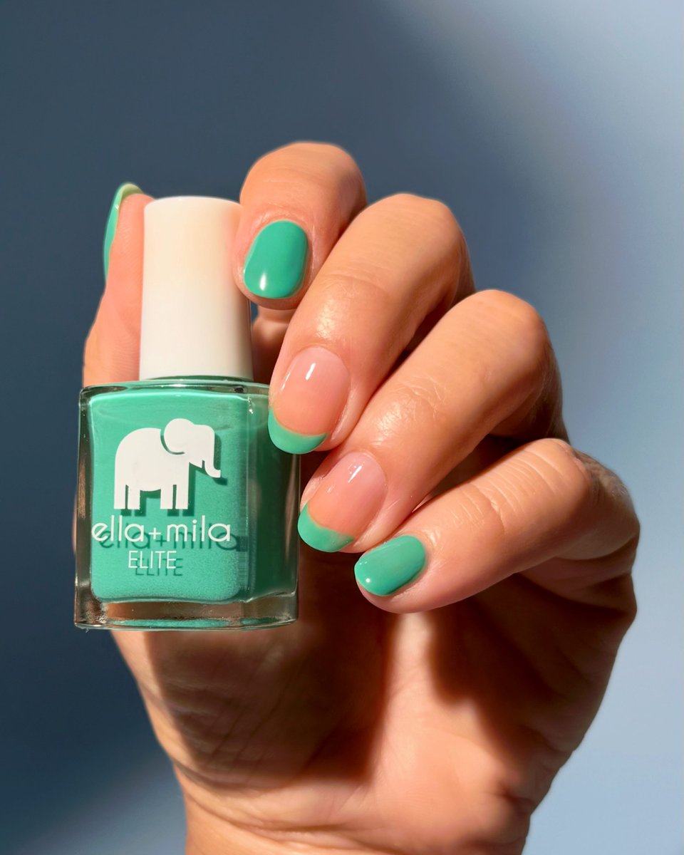 One Way Ticket ✨ The perfect summertime teal

#ellamila #tealnails #summernails #vegannailpolish @polish.lab.rat