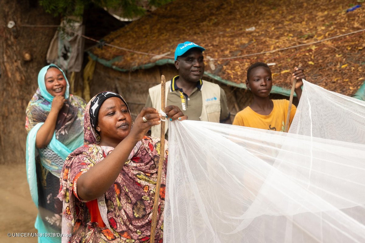 With the imminent rainy season in Sudan, the risk of contracting malaria is growing.

UNICEF and partners are distributing over 15 million insecticide-treated bed nets to prevent the spread of malaria and protect the lives of vulnerable children.