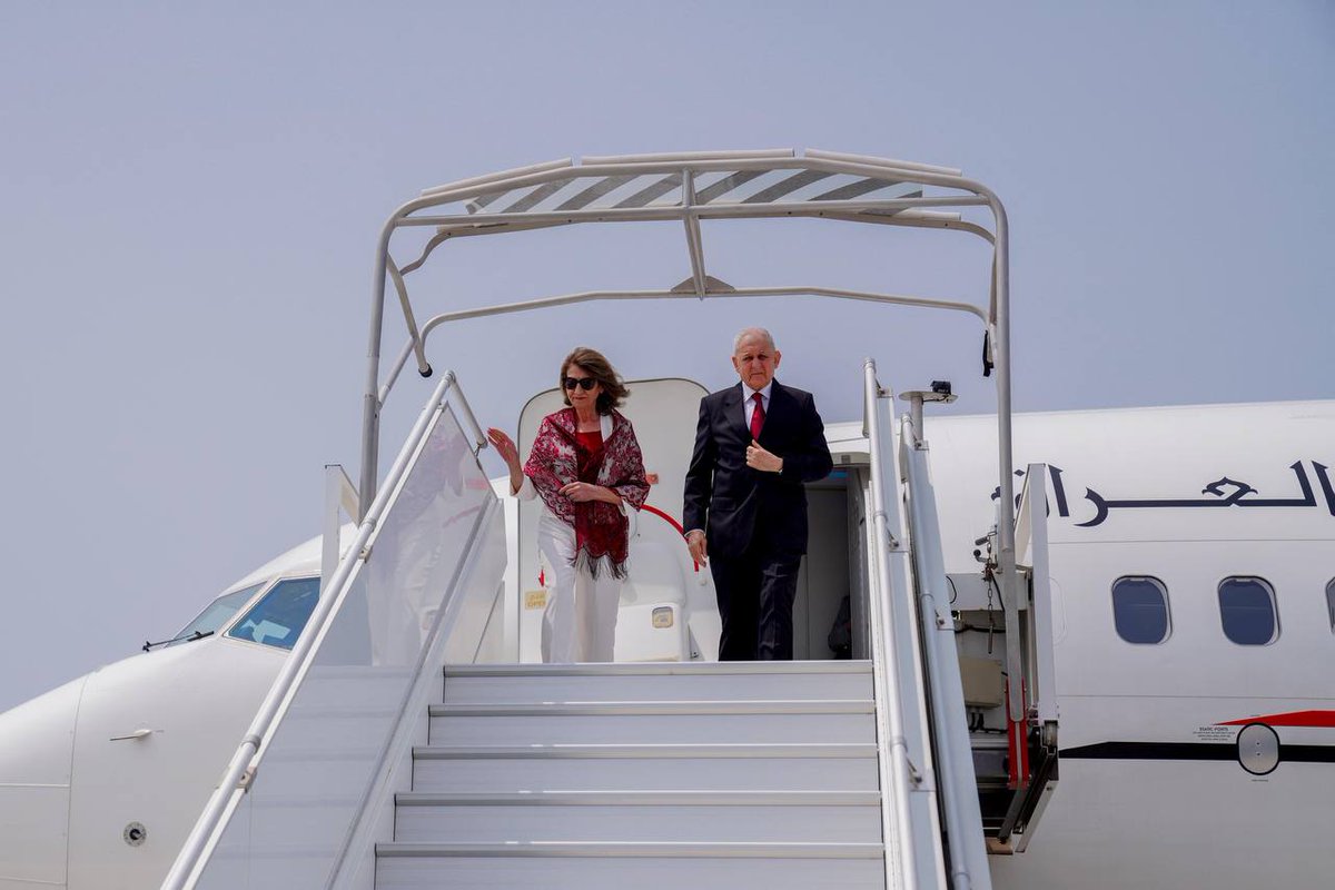 La France en Irak (@francebagdad) on Twitter photo فخامة رئيس الجمهورية العراقية والسيدة الأولى يصلان إلى مدينة نيس للمشاركة في مؤتمر الأمم المتحدة الثالث للمحيطات #UNOC3.
مرحباً في فرانسا، <a href="/LJRashid/">Abdullatif J Rashid عبد اللطيف جمال رشيد</a> ! فخامة رئيس الجمهورية العراقية والسيدة الأولى يصلان إلى مدينة نيس للمشاركة في مؤتمر الأمم المتحدة الثالث للمحيطات #UNOC3.
مرحباً في فرانسا، <a href="/LJRashid/">Abdullatif J Rashid عبد اللطيف جمال رشيد</a> !