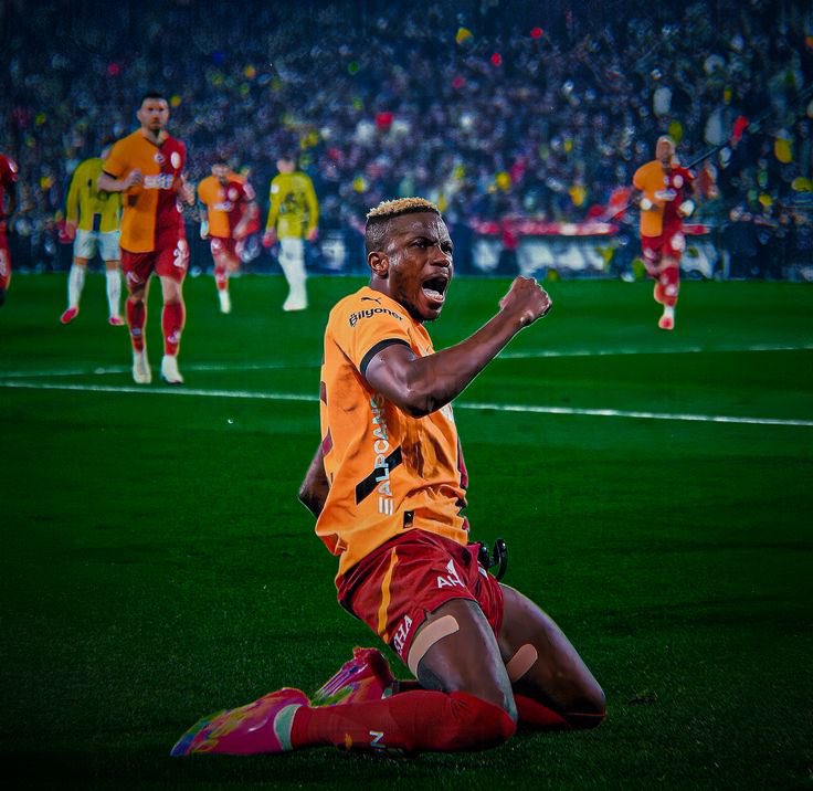 İçimizdeki hainlere inat.

#StayWithUsVictorOsimhen