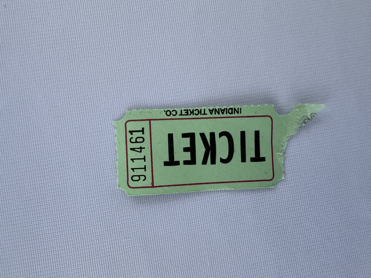 12 p. m. dibujo ... ven a la mesa si eres el ganador o enséntanos un dm

12pm drawing … come to the table if you are winner or dm us