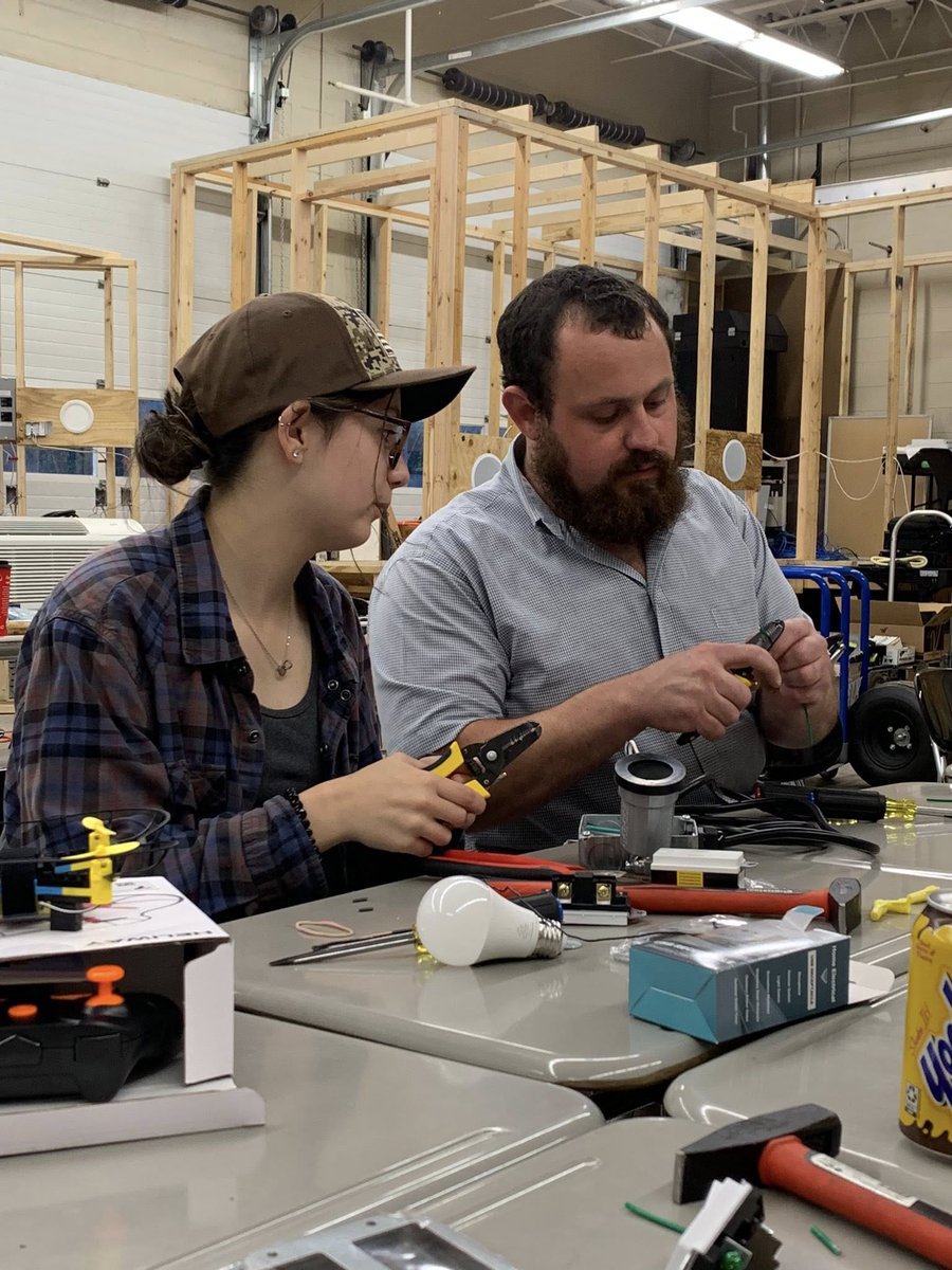 JeffCoTNSchools's tweet photo. ๐งโ๏ธ๐ฅ๐ก From drones to welding torches, Rosieโs Girls took over the Holt Center at JCHS last week! These girls are stepping boldly into spaces where their voices and talents belong!๐ช๐ฉโ๐ญ
#RosiesGirls #GirlsInSTEM #CTEWorks #JCCore4 #CareerReady #FutureEngineers #TechSkills https://t.co/pdp8RlRM2a