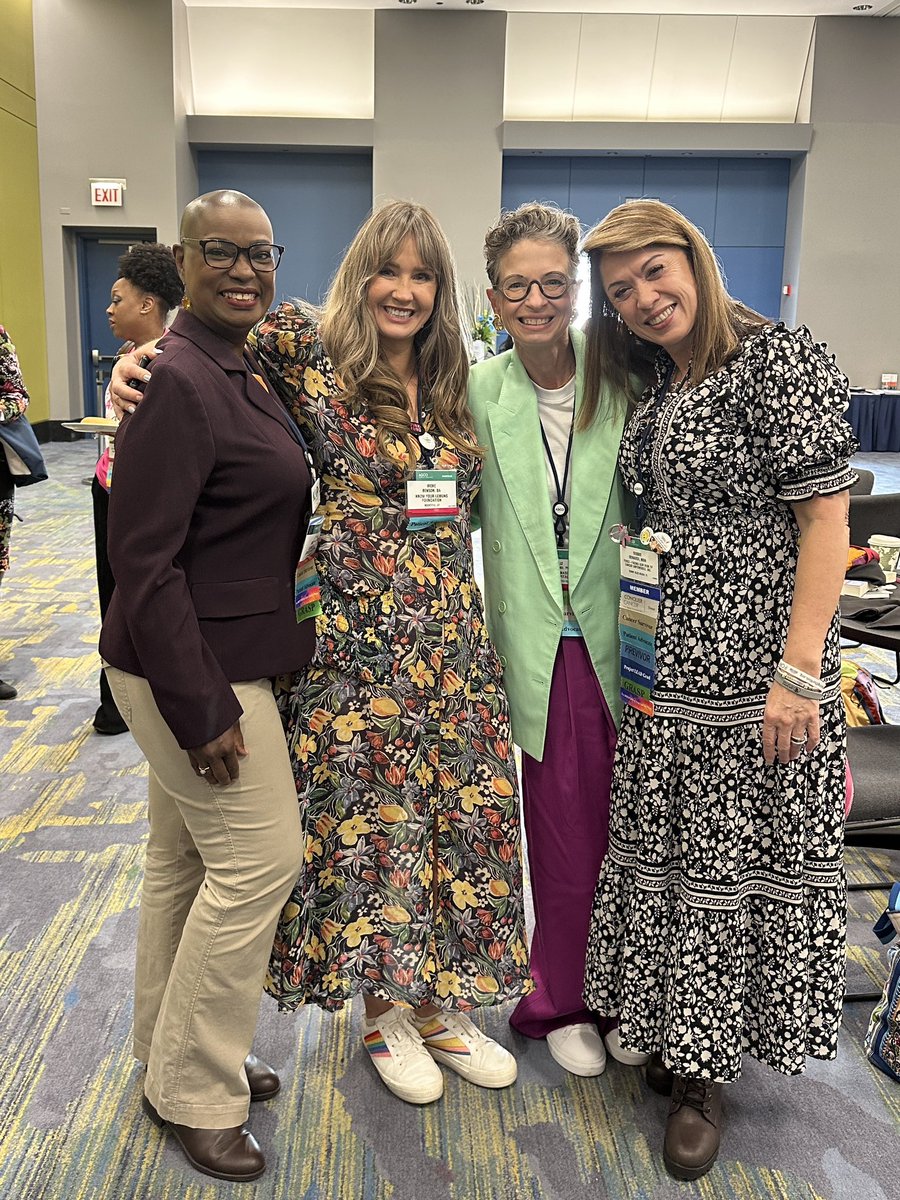 Debbie Denardi (@debsetu) on Twitter photo Meeting Dr. Liz O’Riordan at <a href="/ASCO/">ASCO</a> priceless. 
Amazing conversation. 
Thank you for all you do for patients!
#ASCO25 Meeting Dr. Liz O’Riordan at <a href="/ASCO/">ASCO</a> priceless. 
Amazing conversation. 
Thank you for all you do for patients!
#ASCO25