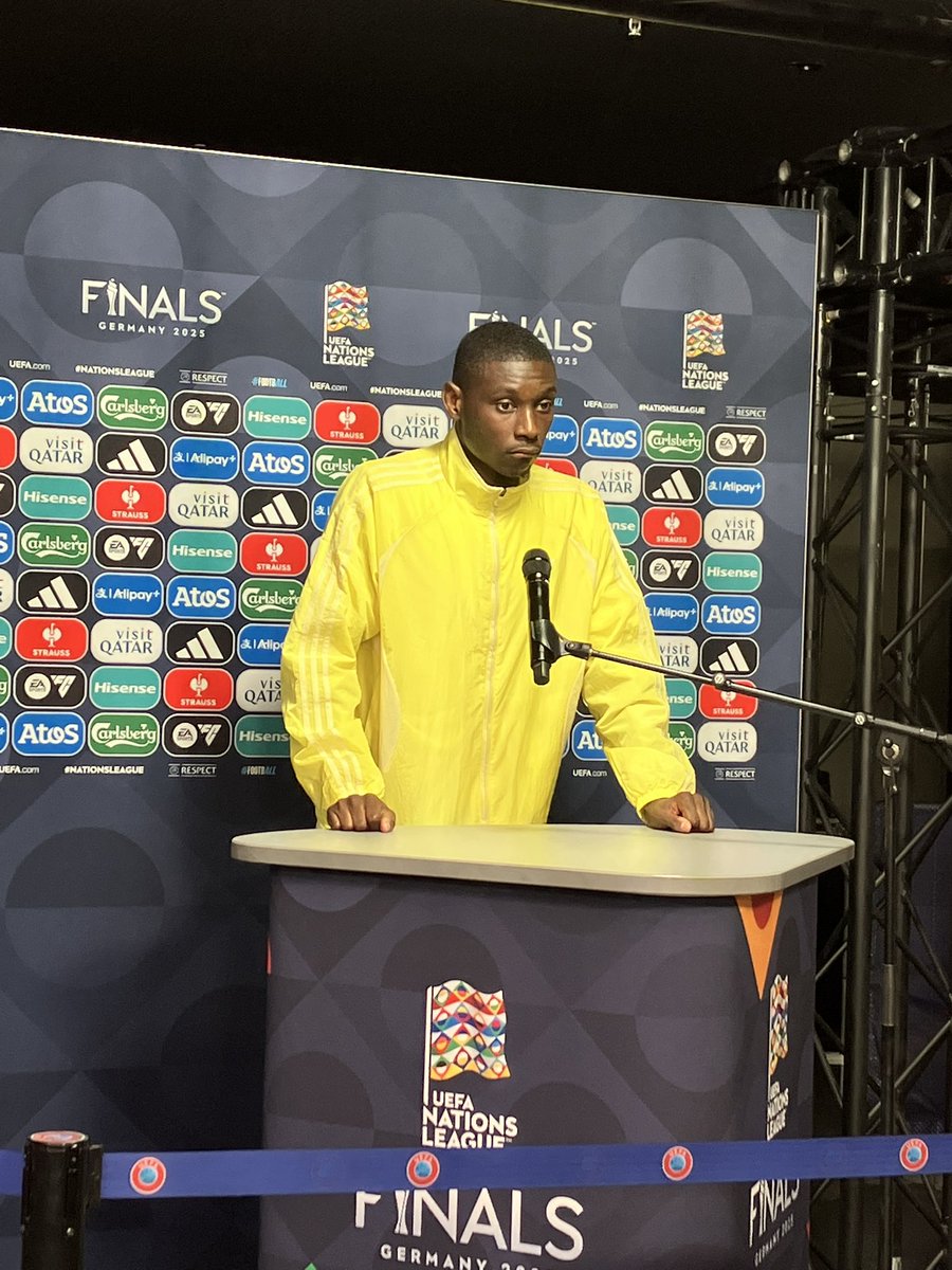 Kolo-Muani « Dembélé a prouvé cette saison, je suis d’accord, il mérite le Ballon d’or »