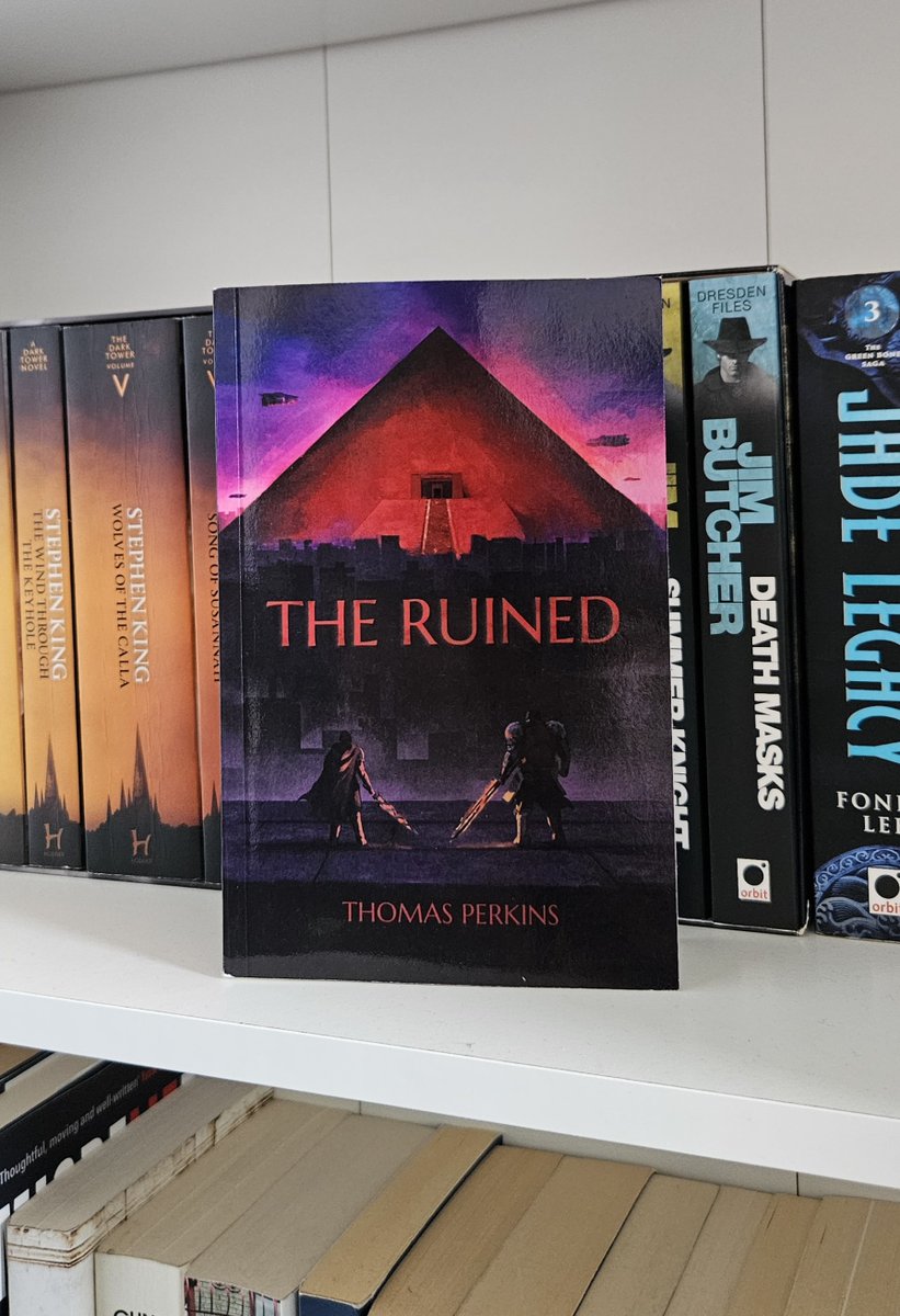 Look what arrived today 👀

#indiebook #indieauthor #SFF