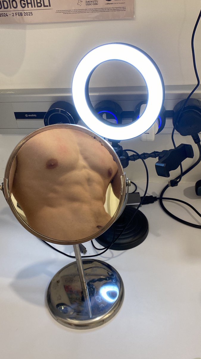 🤠✨”You should put the caption as: finding someone to spend winter with”