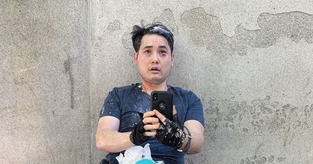2LessLegz's tweet image. Today would be a GREAT DAY for someone to punch Andy Ngo right in his big fat Nazi mouth 🖤