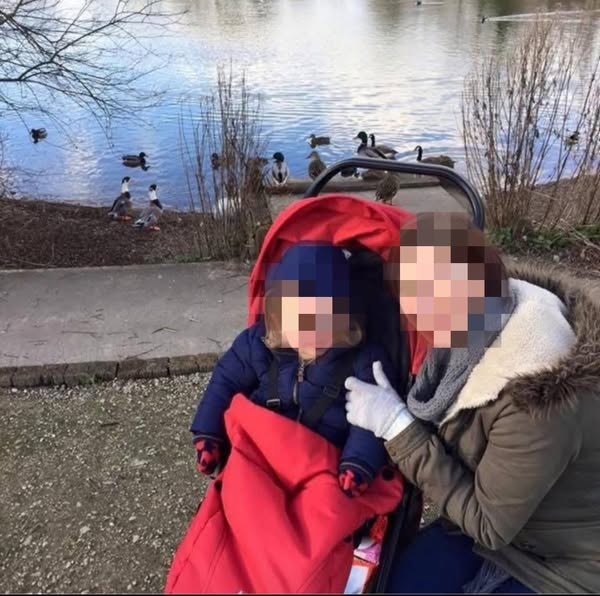 BITTE TEILEN +++ ACHTUNG VON BLAULICHT RHEINLAND NRW GETEILT!
Erkrath/NRW | Warnung vor Facebook-Betrug mit angeblicher Hundevermittlung – Redaktion deckt Fake-Profil auf!
Ein emotional formulierter Beitrag in einer beliebten Facebook-Gruppe sorgt derzeit für Aufsehen – und