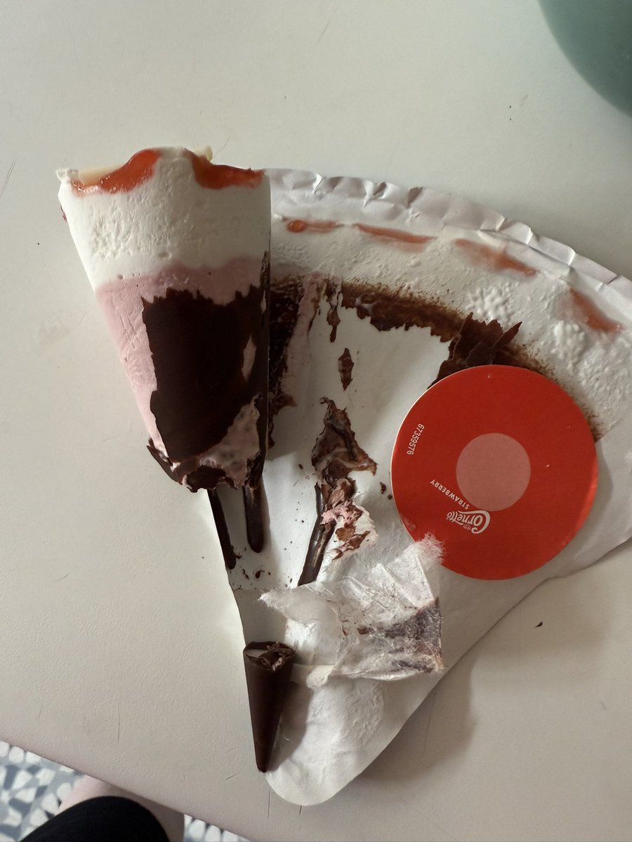 Charlotte Turner tweet media