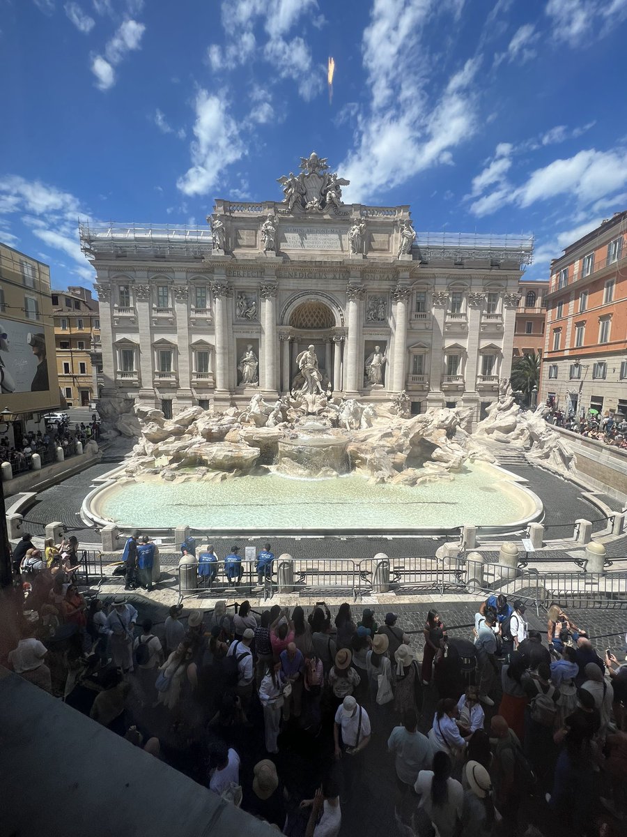 ffa_munford's tweet photo. 10 days. 29 travelers. A journey through Southern Italy full of history, culture &amp; unforgettable flavors. 🇮🇹🌍
From Rome to Matera to Bari—we learned, explored, and grew together. Grazie Mille, Italia! https://t.co/TzBB2TDgGA