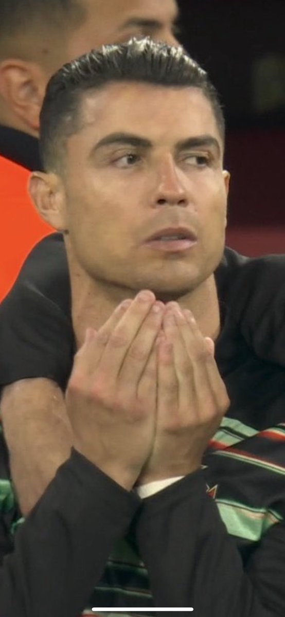 dol_7777's tweet photo. الف مبروووووووك للبرتغال

مليووووووووووون مبرووووووك للتاريخي كريستيانو

#البرتغال_اسبانيا https://t.co/J0QbxbZHbs